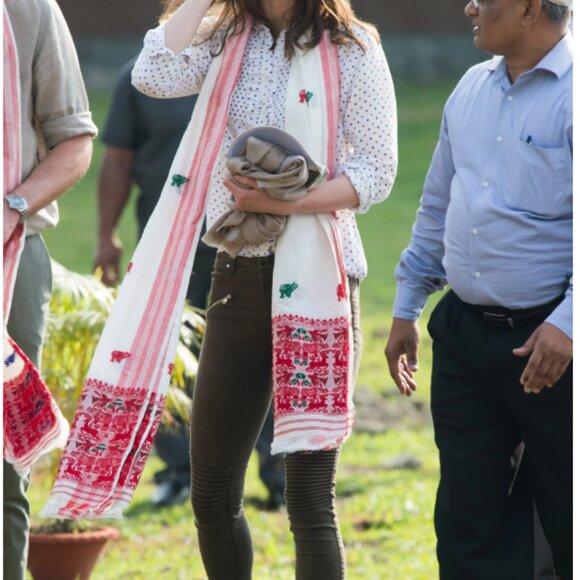 Zara Mid-Rise Biker Trousers & Blouse - Safari Essentials - Picture 8 of 9